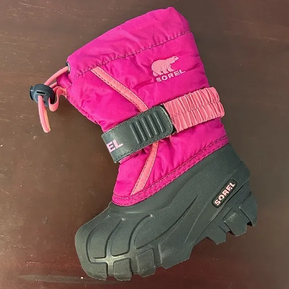 Sorel Snow Commander Boots - Pink Winter Snow‎ Boots - Toddler Size 5