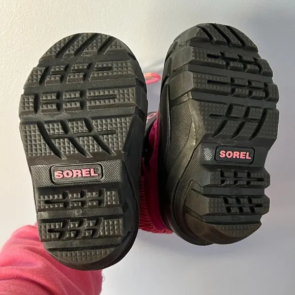 Sorel Snow Commander Boots - Pink Winter Snow‎ Boots - Toddler Size 5