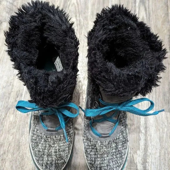 Sorel Tivoli II blanket snow boots
