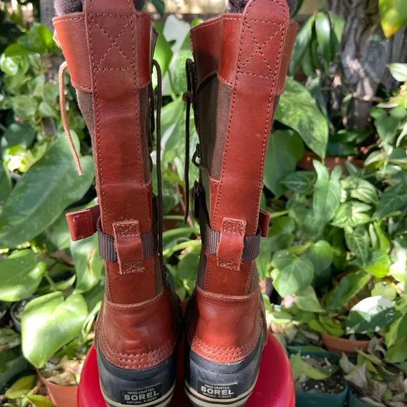 Sorel vintage conquest Carly snow boots