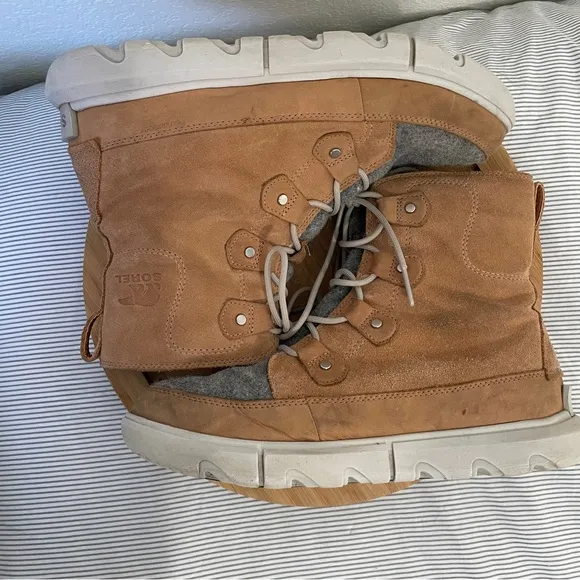 SOREL Wmns 11 Explorer II Joan Felt Waterproof Boots Tan &amp; Gray Lace Up