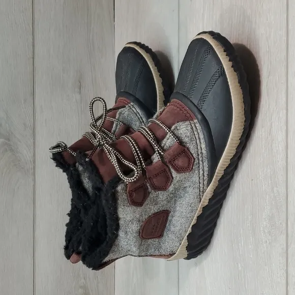 Sorel Women Duck Rubber Waterproof Outdoor boots shoes sz 7.5