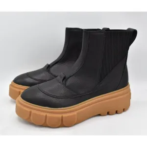 Sorel Women Size 7 Caribou X Black Leather Gum Waterproof Platform Chelsea Boots
