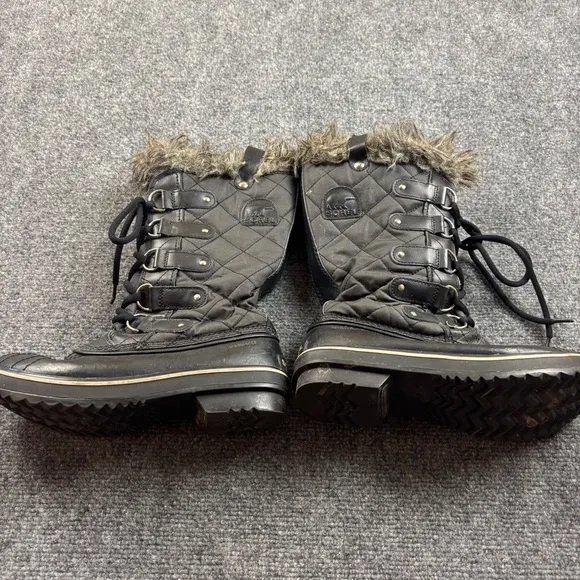 SOREL Women’s Waterproof Tofino II Rubber Snow Boots Black w/Fur size: 7