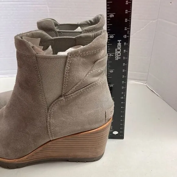 SOREL Women’s Boots  Gray Size 8
