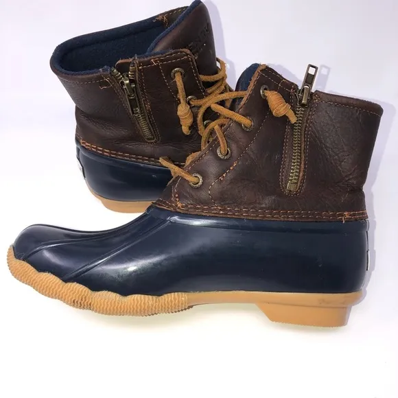 𝅺Sperry Top-Sider Saltwater Duck Boots navy size 6
