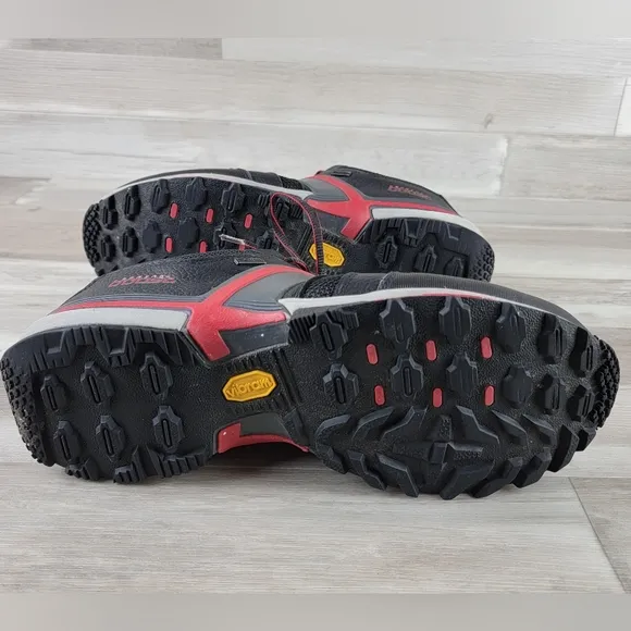 Spring boost B-Walk Nordic Vibram Walking, Hiking Shoes Mens Size 10½