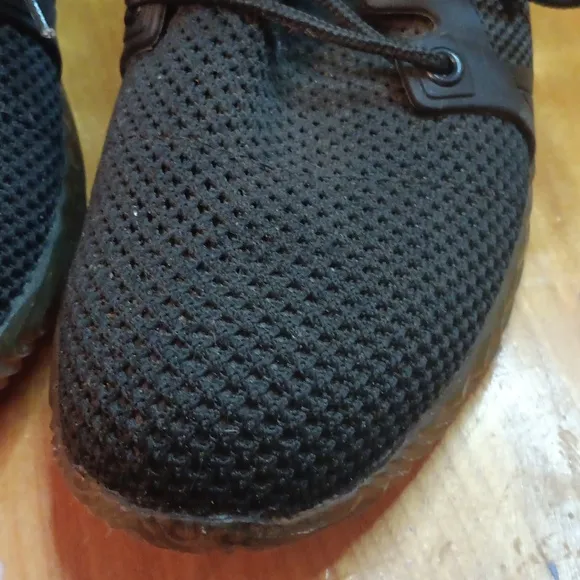 Steel toe indestructible men's shoes size 45