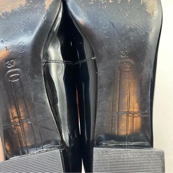 Stella Luna Black Pointed Toe Womens Shoes Block Low Heel Sz 37 Gold Metallic.