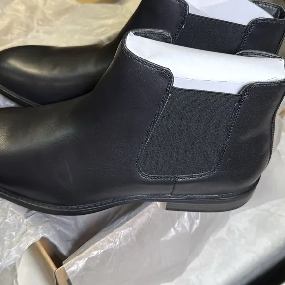 Steve Madden Men’s Maxxin Mid Height Chelsea Boot- Size 14