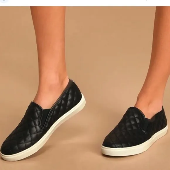 STEVE MADDEN Quilted Vegan Leather Slip On Casual Shoes