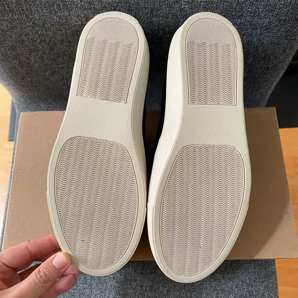 STEVE MADDEN Quilted Vegan Leather Slip On Casual Shoes