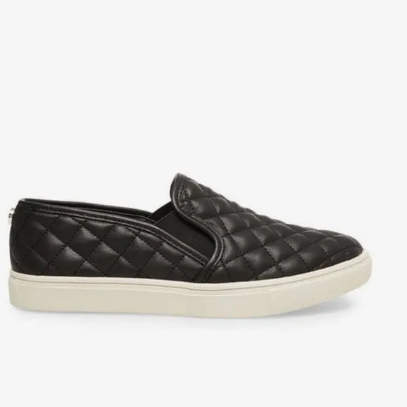 STEVE MADDEN Quilted Vegan Leather Slip On Casual Shoes