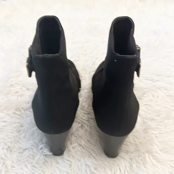 Stuart Weitzman Black Wedge Ankle Gore Tex boots women size 10