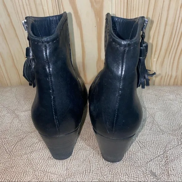Stuart Weitzman Prancing Leather Boots 8 1/2 women’s