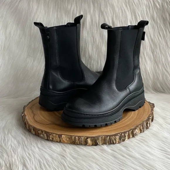 Ted Baker Akeeno black leather lug sole Chelsea boots