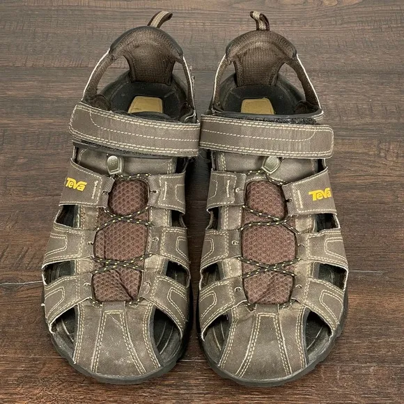 Teva Forebay Fisherman Sandals Mens 12 Brown Water Hiking River Shoes Outdoor