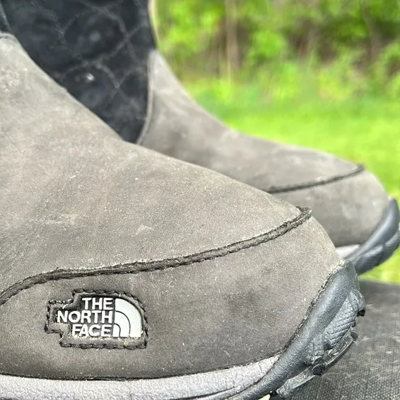 The North Face Bella Alta Black and Gray Winter Boots, women’s size 8.5