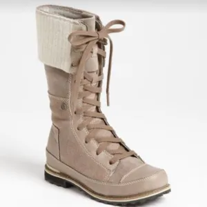 The North Face boots women’s size 8.5