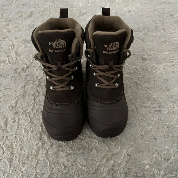 The North Face Chill Kat Boots Youth Size 4