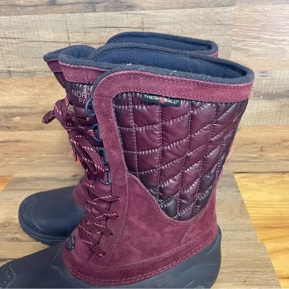 The North Face Thermoball winter snow boots women’s 6.5 garnet red