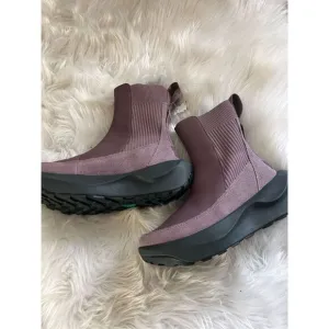 The North Face Women's Halseigh Knit Waterproof Snow Boots Light Mauve Size 7 pu