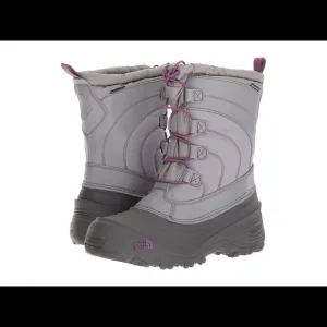 The North Face Youth Alpenglow IV Waterproof Snow Boots Frost Grey Wood Violet