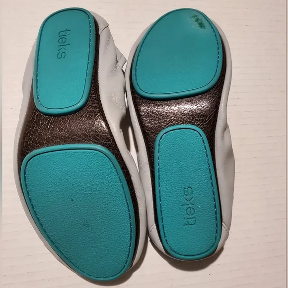 Tieks Womens Leather Slip On Flats Shoes Grey Size 7