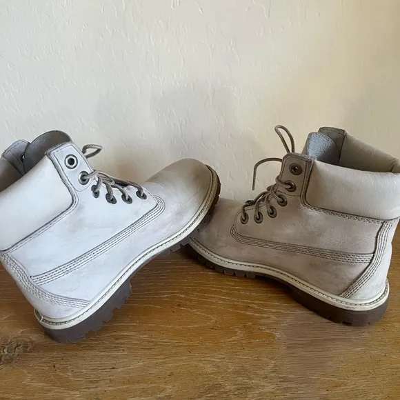 Timberland Boots women’s size 6