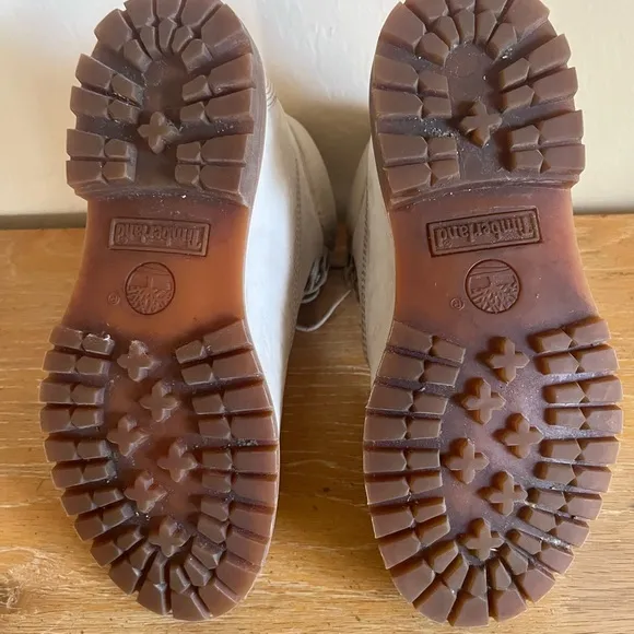 Timberland Boots women’s size 6
