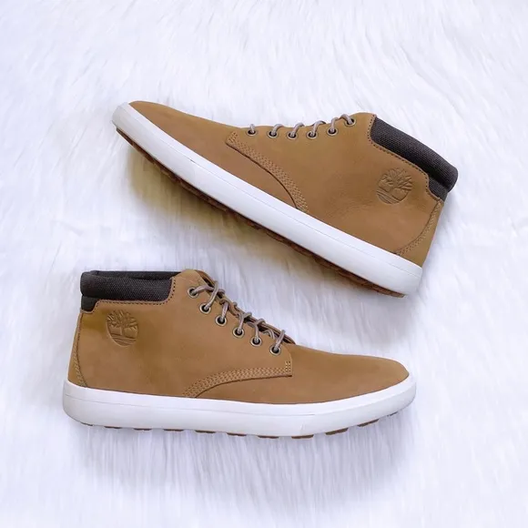 Timberland Men’s Ashwood Park Wheat Chukka Boots