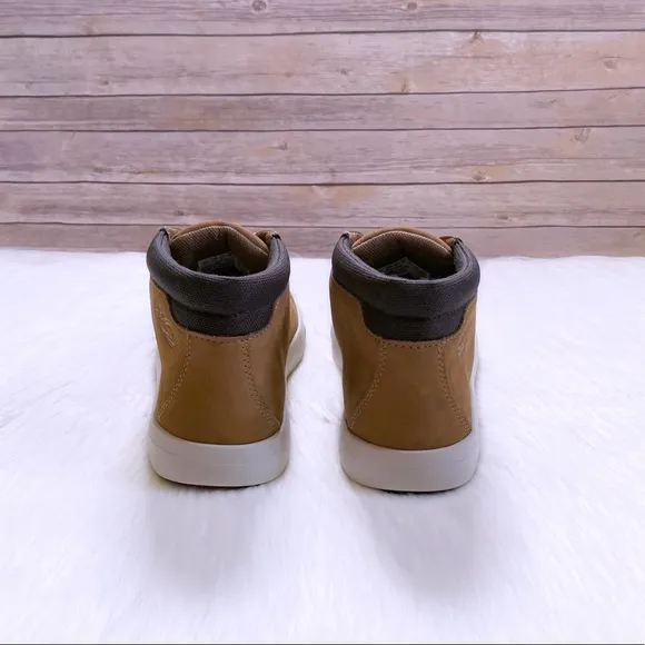 Timberland Men’s Ashwood Park Wheat Chukka Boots