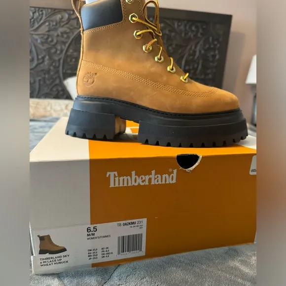 Timberland platform women’s boots