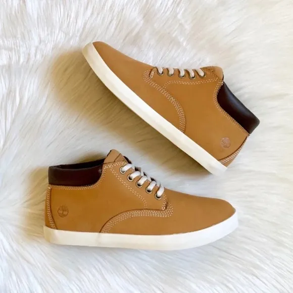 Timberland Wheat Dausette Chukka Sneaker Boots