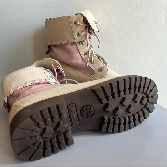Timberland women’s fold down boots, pink off white. Leather. Size 8.5