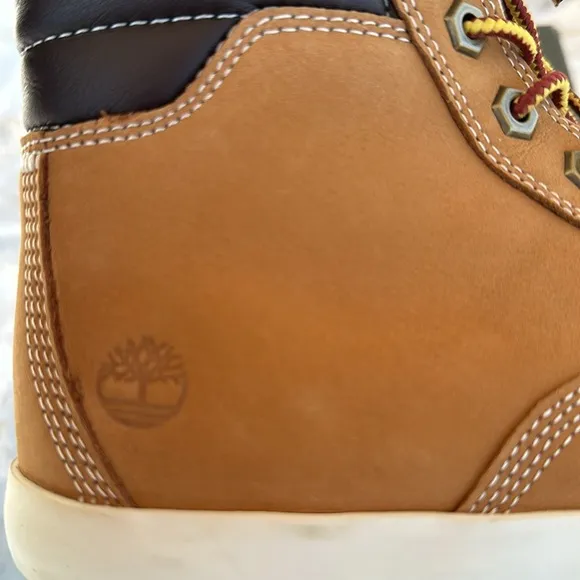 Timberland Women’s Sz 8 Dausette Wheat Nubuck Sneaker Ankle Boot