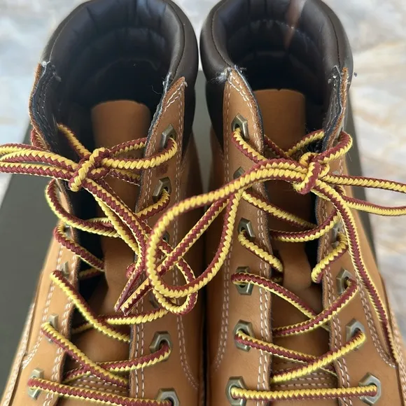 Timberland Women’s Sz 8 Dausette Wheat Nubuck Sneaker Ankle Boot