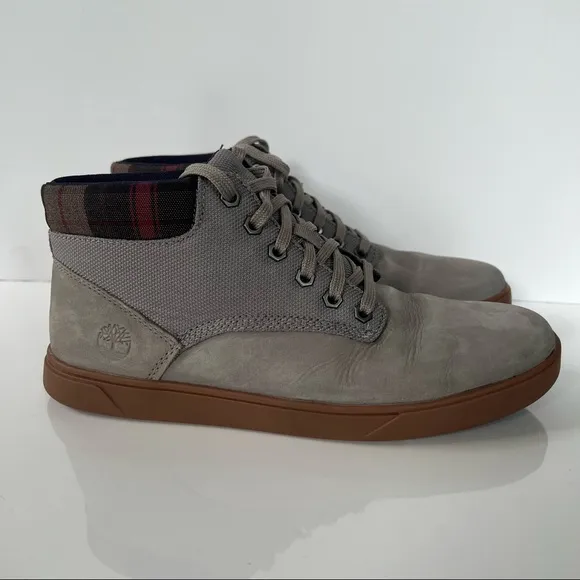 Timberlands men’s plaid flannel ankle suede boots
