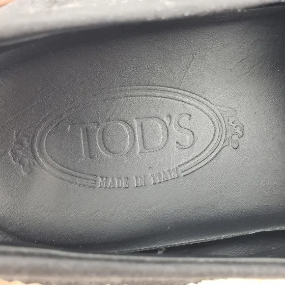 Tod's Women's Suede Fringe and Tassel Driving Loafer Slip On Shoe Size 40.5 Gray