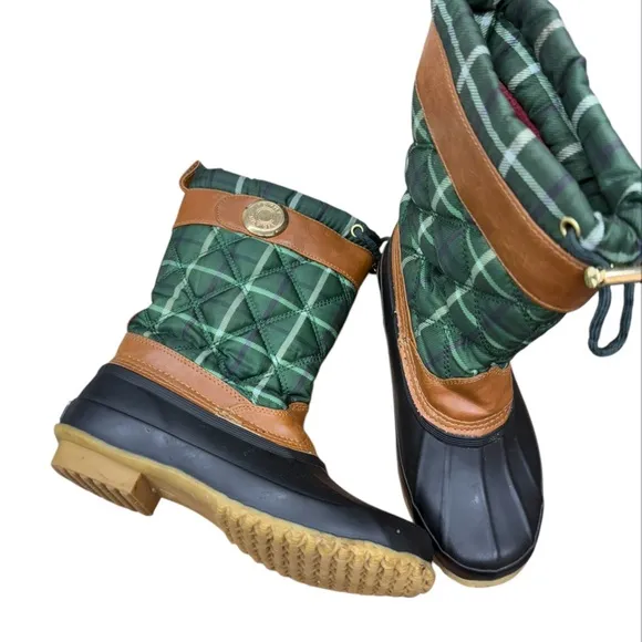 Tommy Hilfiger Arcadia Green Multi Plaid Winter Boots NWOT