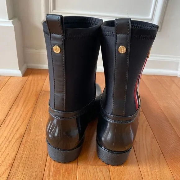 Tommy Hilfiger Womens Frills Rain Boot Zip 8
