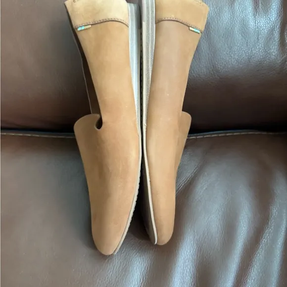 TOMS Women's Tan Slip-On Shoes