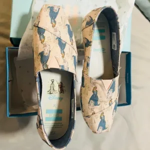 TOMS X Disney Limited Edition Sleeping Beauty Slip On Shoes
