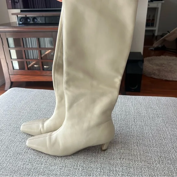 Tony Bianco Vixon Knee High Leather Boots Vanilla Cream Square Toe Low Heel 6.5