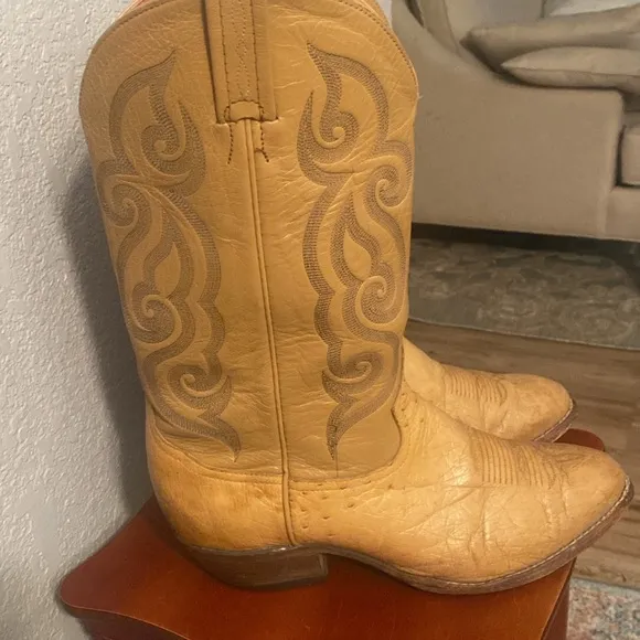 Tony Lama men’s boots