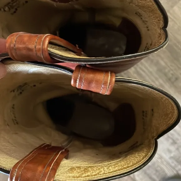 Tony Lama men’s Brown vintage cowboy boots
