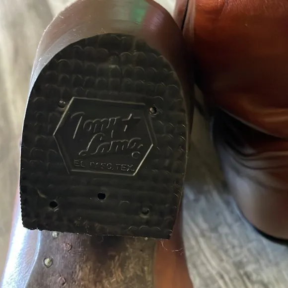 Tony Lama men’s Brown vintage cowboy boots