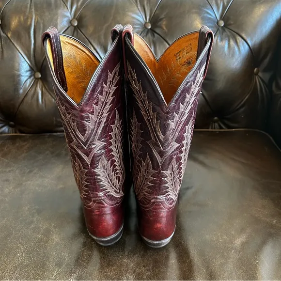 Tony Lama Men’s Burgundy Leather Cowboy Boots size 9.5 D (Extra Large)
