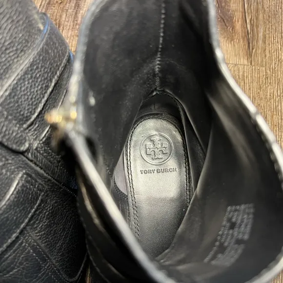 Tory Burch Gemini Link Black Boots Women’s Size 7.5