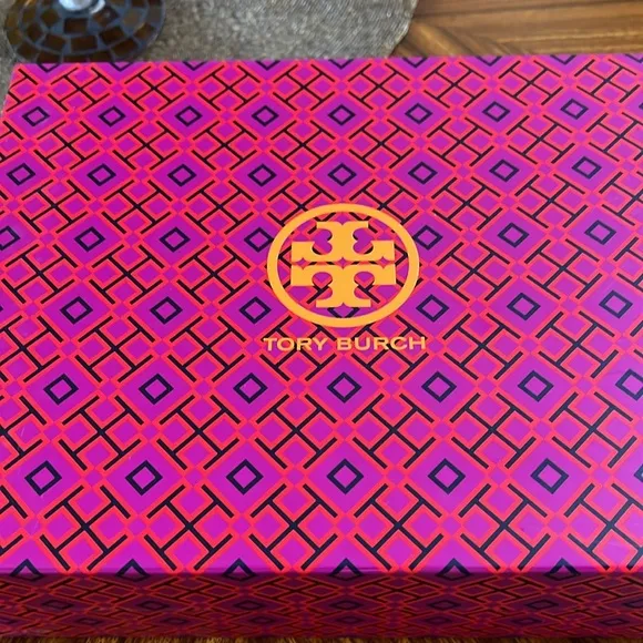 TORY BURCH JESSA METAL-HEEL LOAFER PUMP! Gentle used in great condition!!